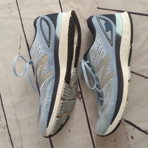 New Balance 880 sneakers, gym shoes, light blue, women's size 12 - Picture 5 of 14